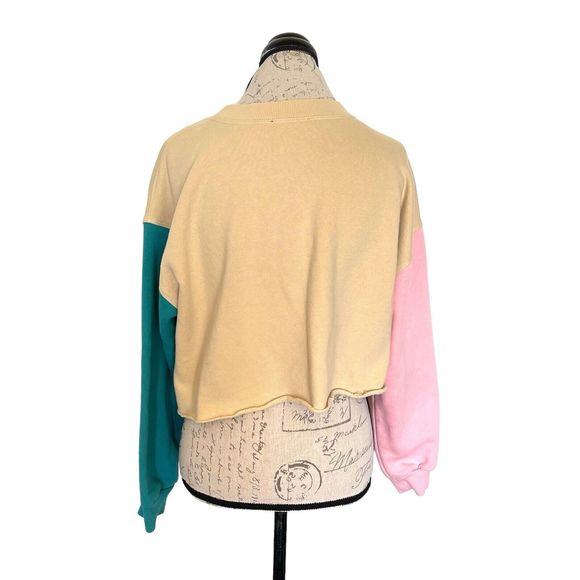 Forever 21 Sweatershirt Womens Size Medium Crop Cut Color Block Long Sleeve - Picture 3 of 13